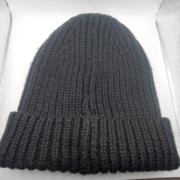 UGG Black Chunky Knit Cuffed Beanie Hat OSFA Unisex Winter Logo Patch Warm - Picture 2 of 7